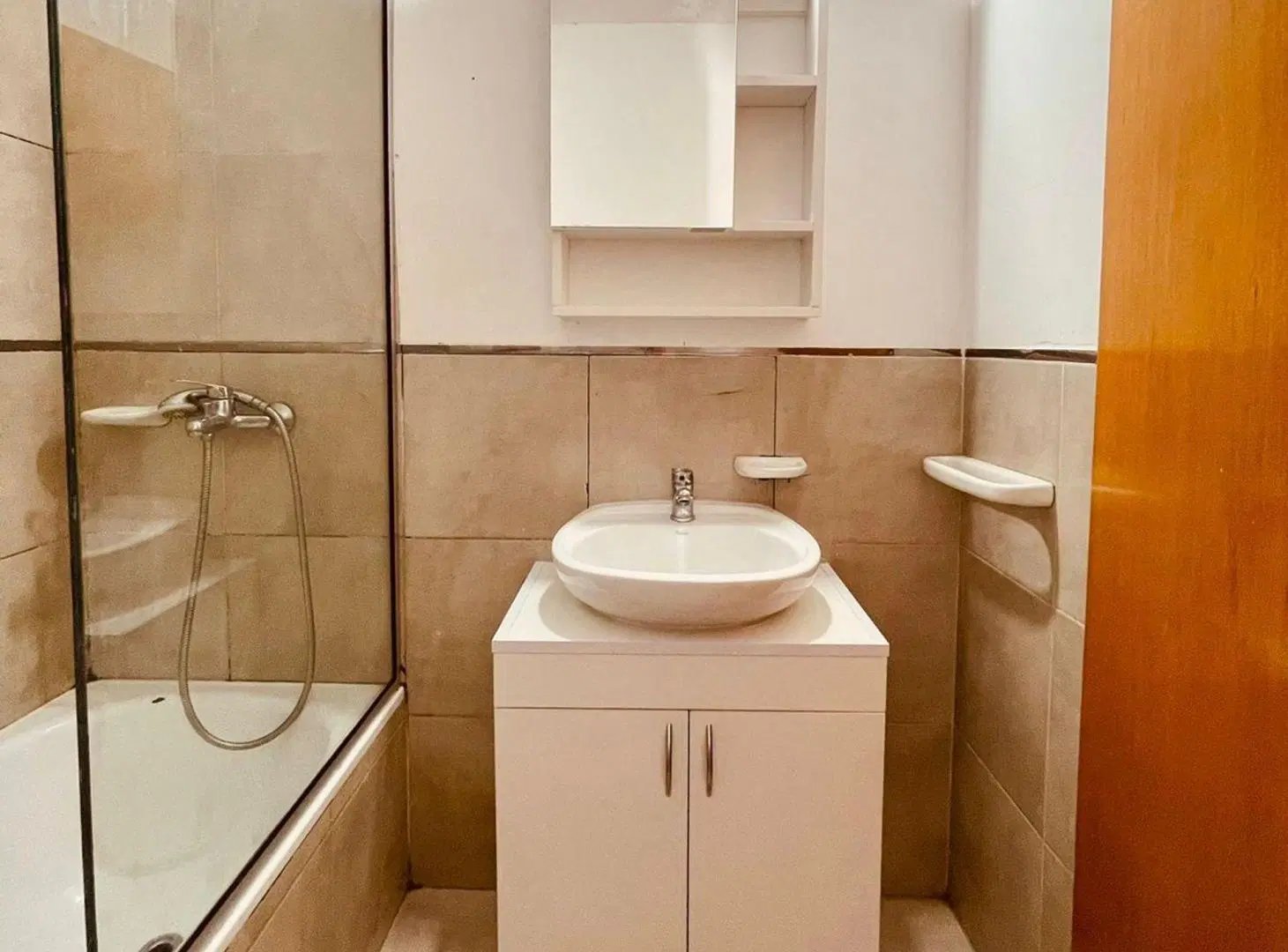 Departamento 2 dormitorios semiamoblado 3