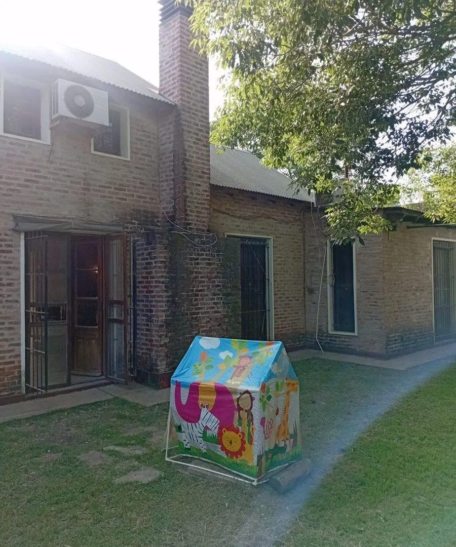 Casa estilo colonial en pleno Gualeguaychú, única 4