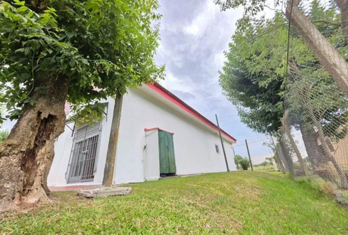 Gran casa quinta con pileta en Pueblo Belgrano 3