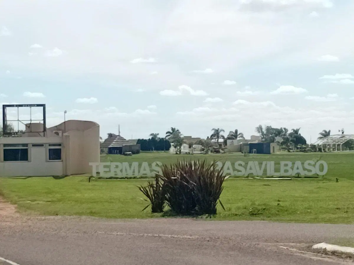 Hermoso lote en Plena Termas de Basavilbaso 2