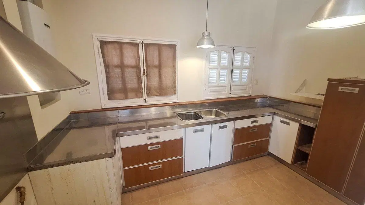 Casa apta crédito, zona 5 esquinas - Paraná 5