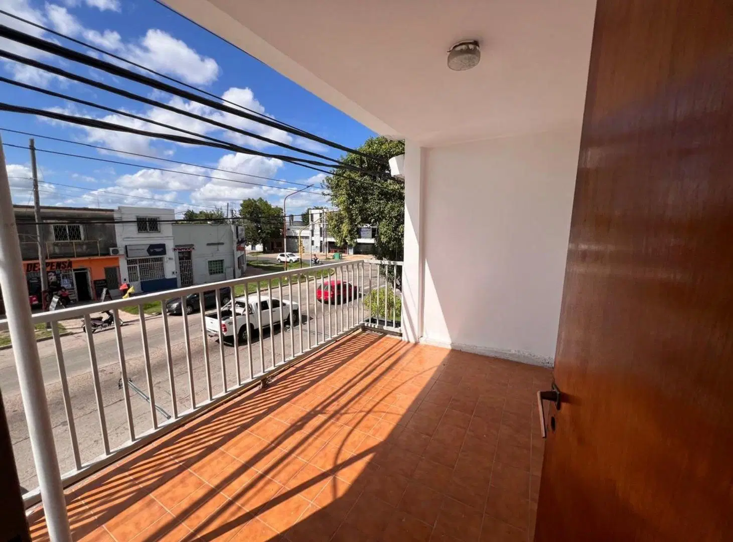 Casa con local comercial  Av. Churruarín, Paraná 2