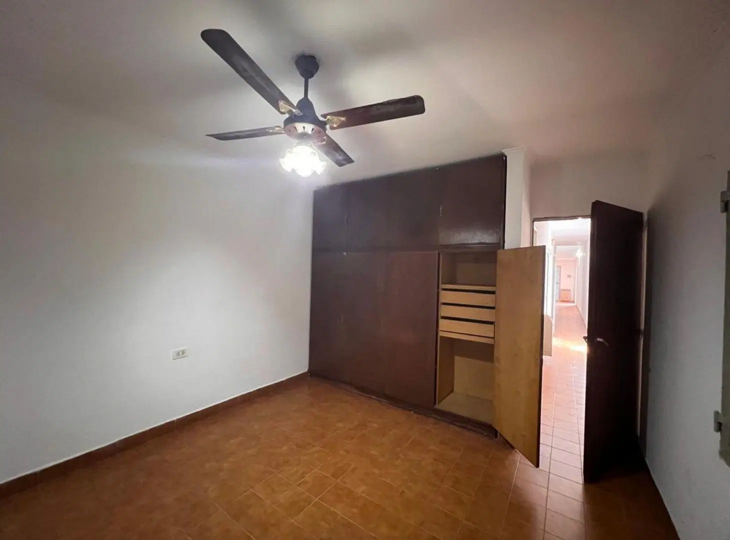 Casa con local comercial  Av. Churruarín, Paraná 3