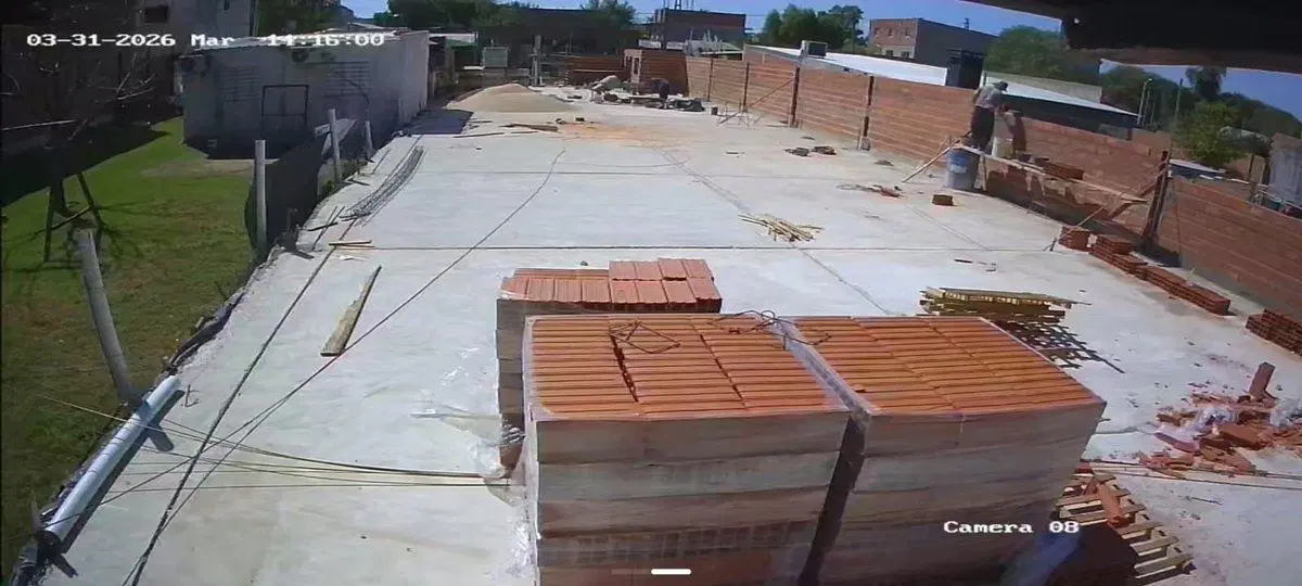 Galpón de 400m2 a estrenar, próximo a terminar 2