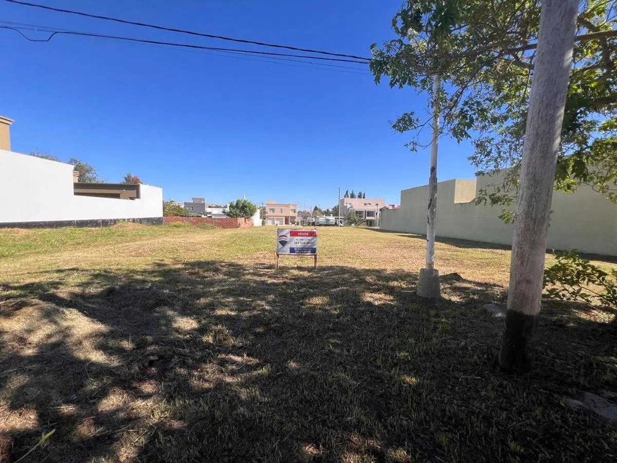 Lote de 618 m² en excelente ubicación, Crespo 2