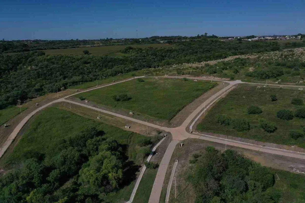 OPORTUNIDAD!!! VENTA de Lotes en Puerto Barrancas 5