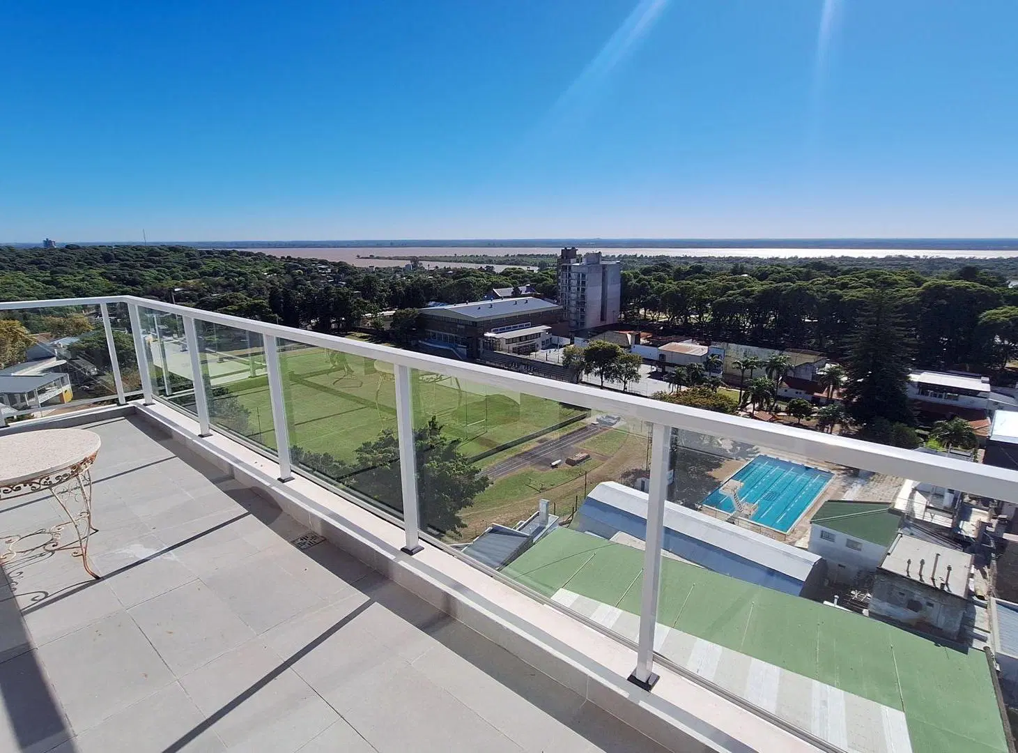 Piso premium en el parque con vista 360º, Paraná 3