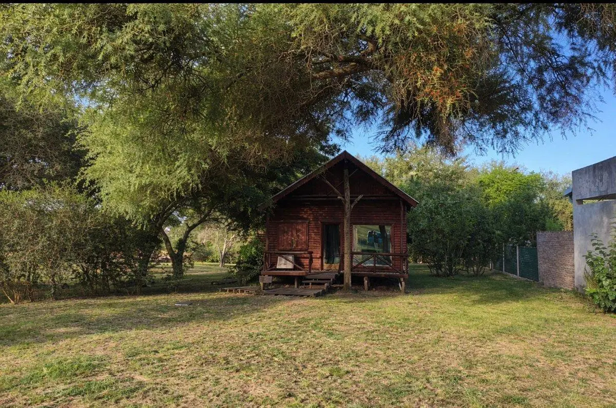 Casa Cabaña 3 ambientes con altillo en oro verde 2