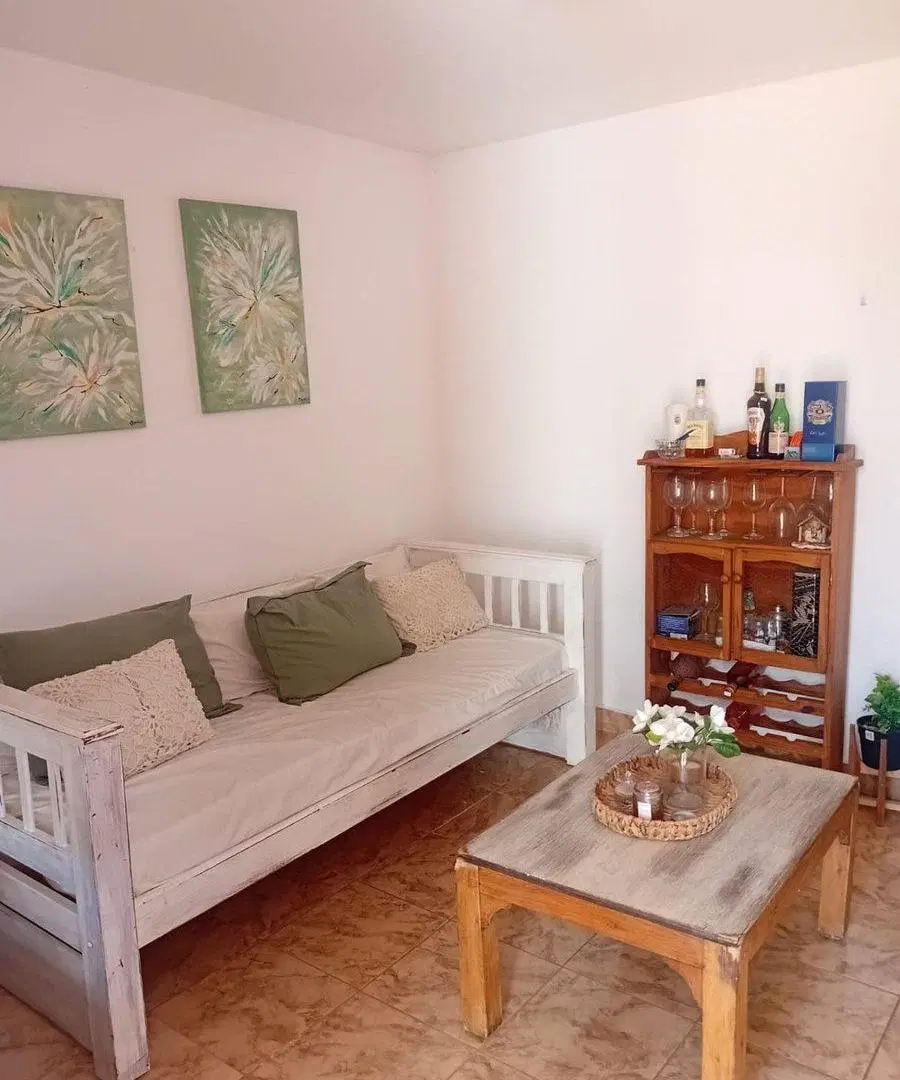 Casa 4 dormitorios en un lindo barrio de Concordia 4