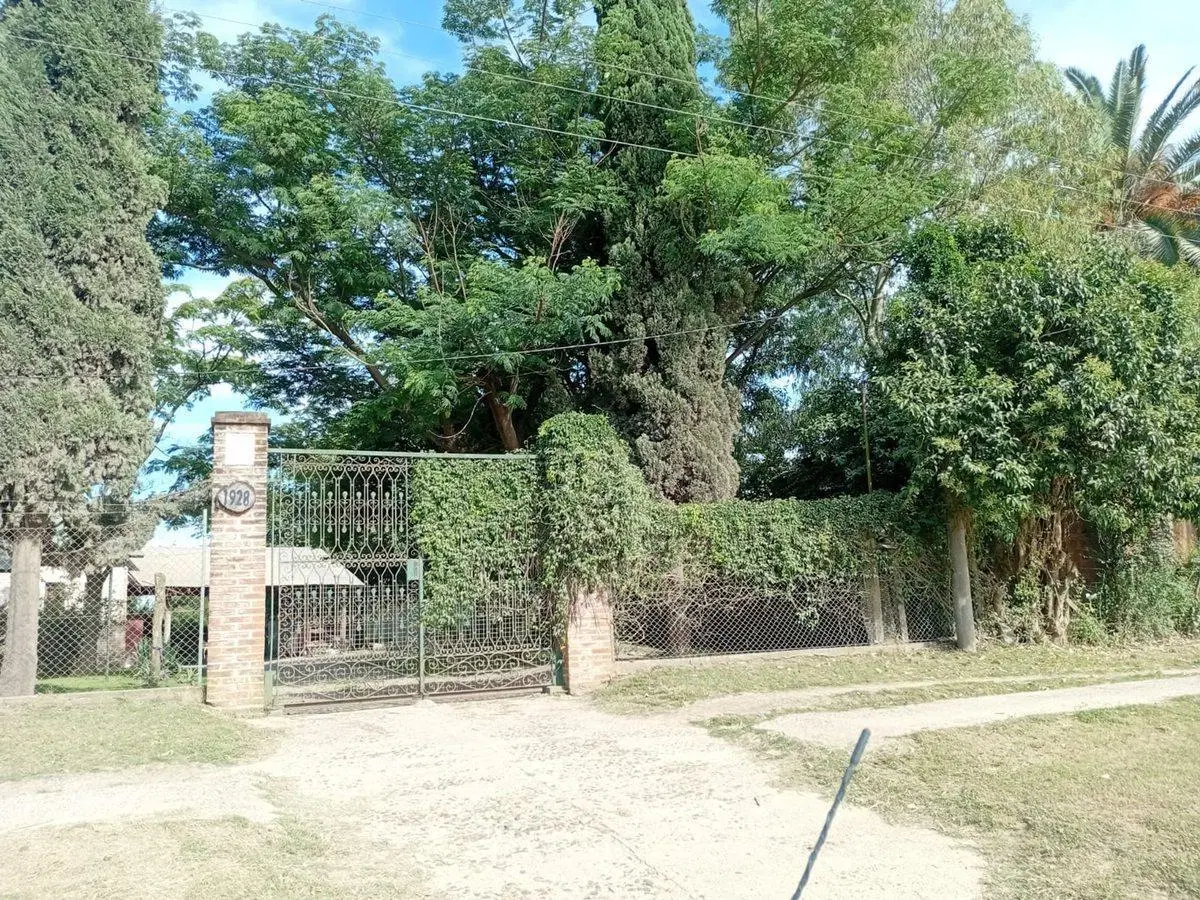 Casa estilo colonial en pleno Gualeguaychú, única 8
