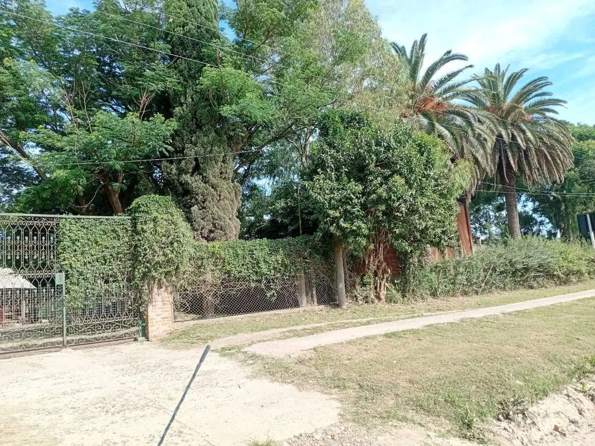 Casa estilo colonial en pleno Gualeguaychú, única 2