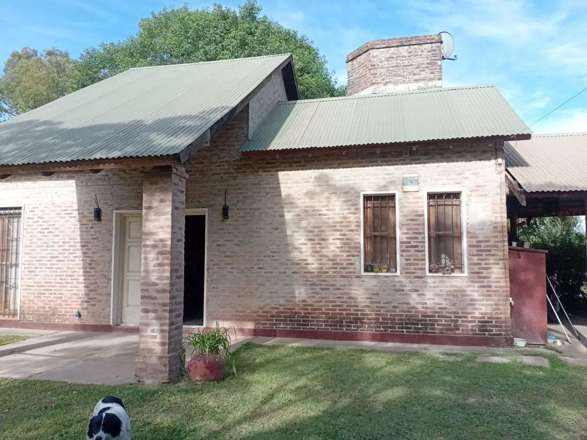 Casa estilo colonial en pleno Gualeguaychú, única 3
