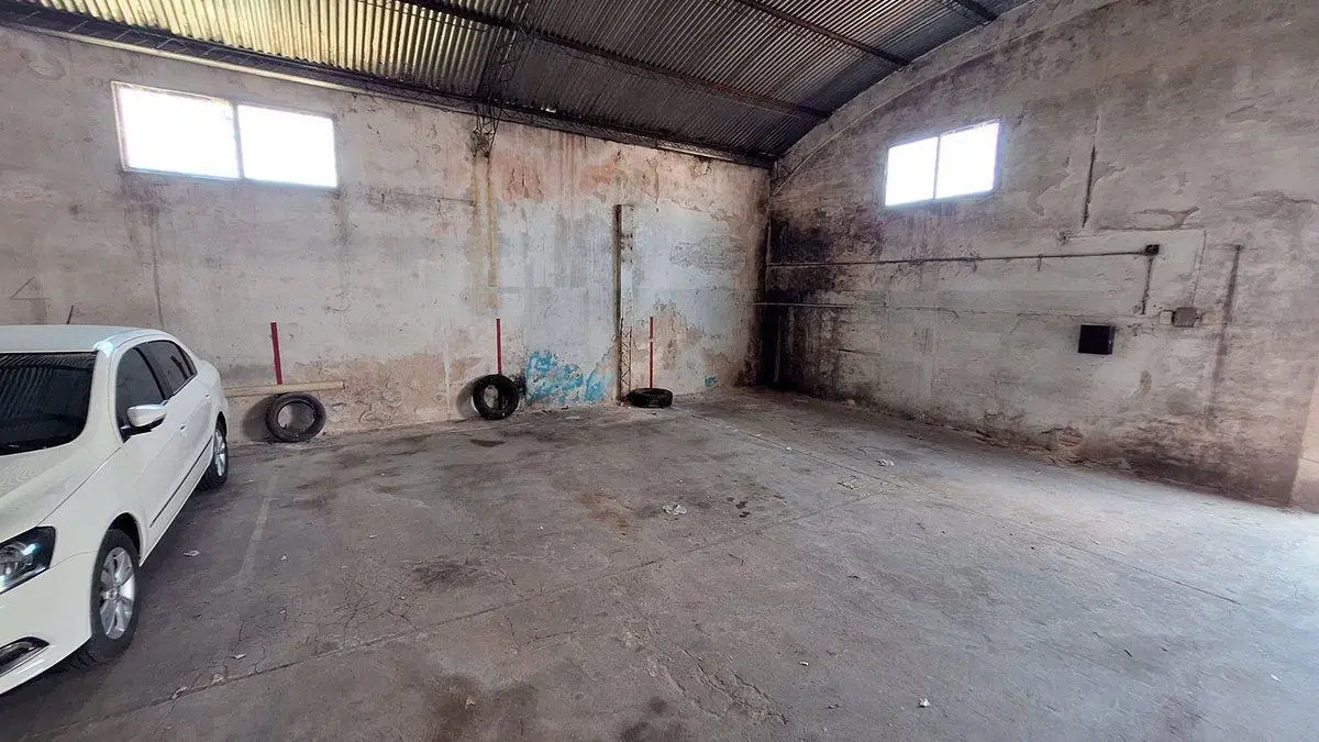 Oportunidad Imperdible - Locales + Cocheras 8
