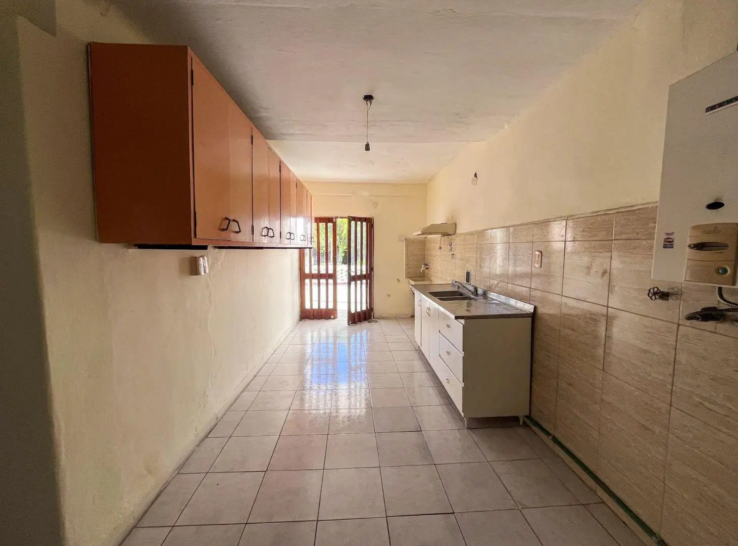 Casa 2 dormitorios, Av. Ejército en planta baja 5