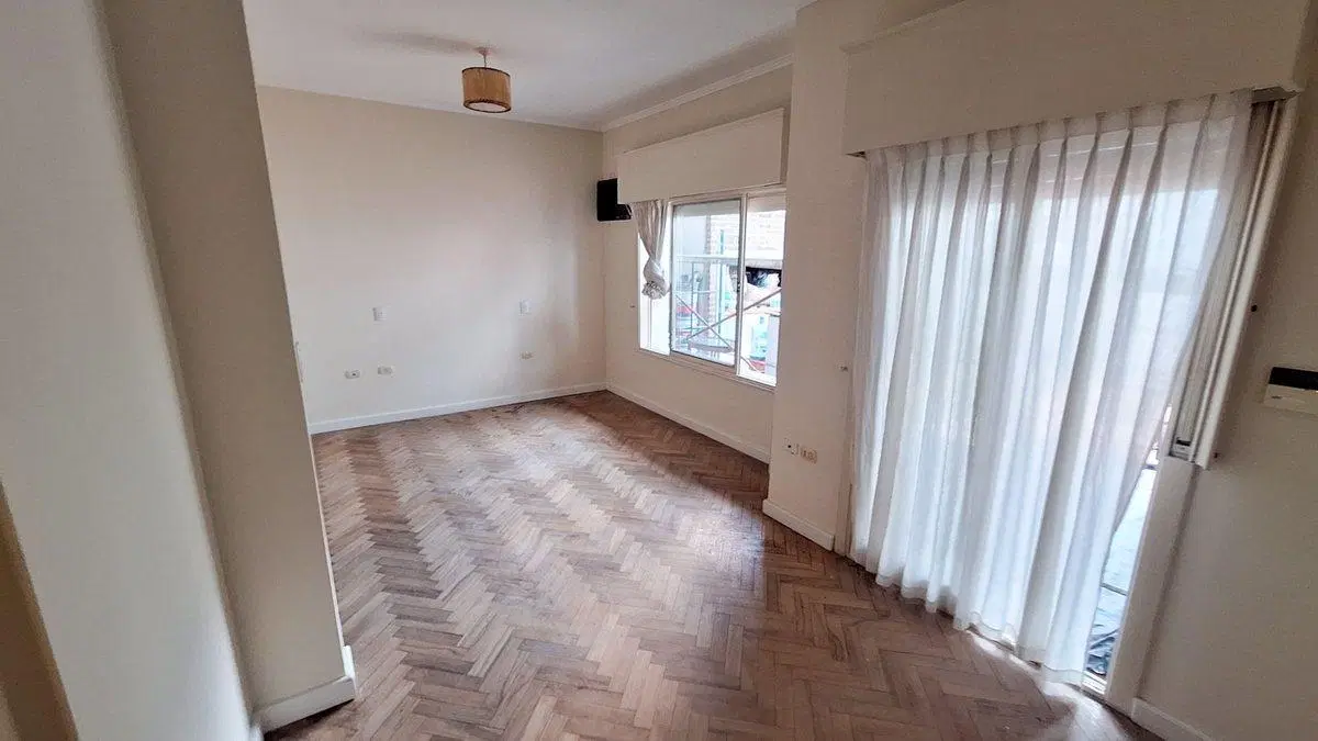 Casa apta crédito, zona 5 esquinas - Paraná 5