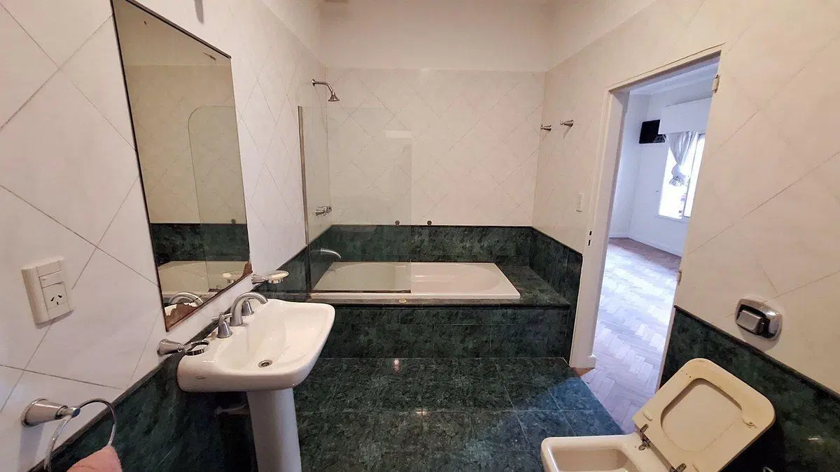 Casa apta crédito, zona 5 esquinas - Paraná 3