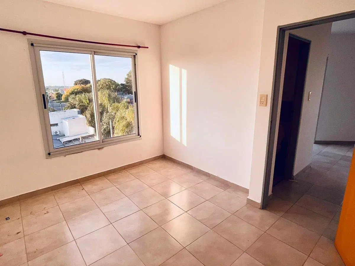 Departamento 1 dormitorio con gran balcón, Paraná 3