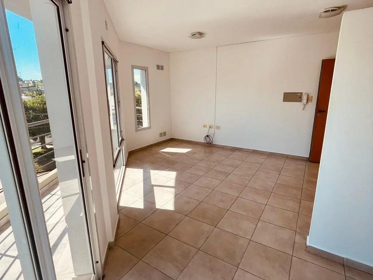 Departamento 1 dormitorio con gran balcón, Paraná 4