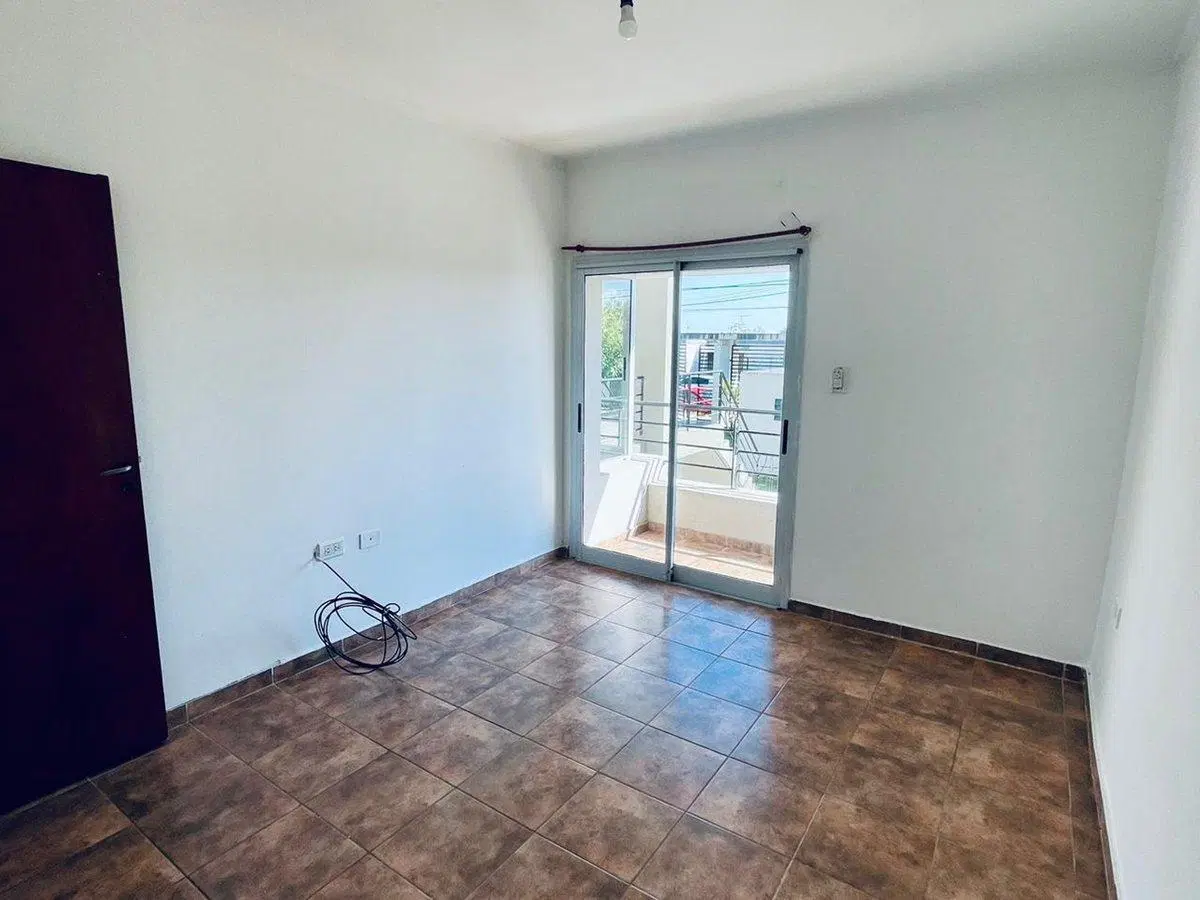 Departamento 2 Dormitorios de 52m2 c/patio, Paraná 2