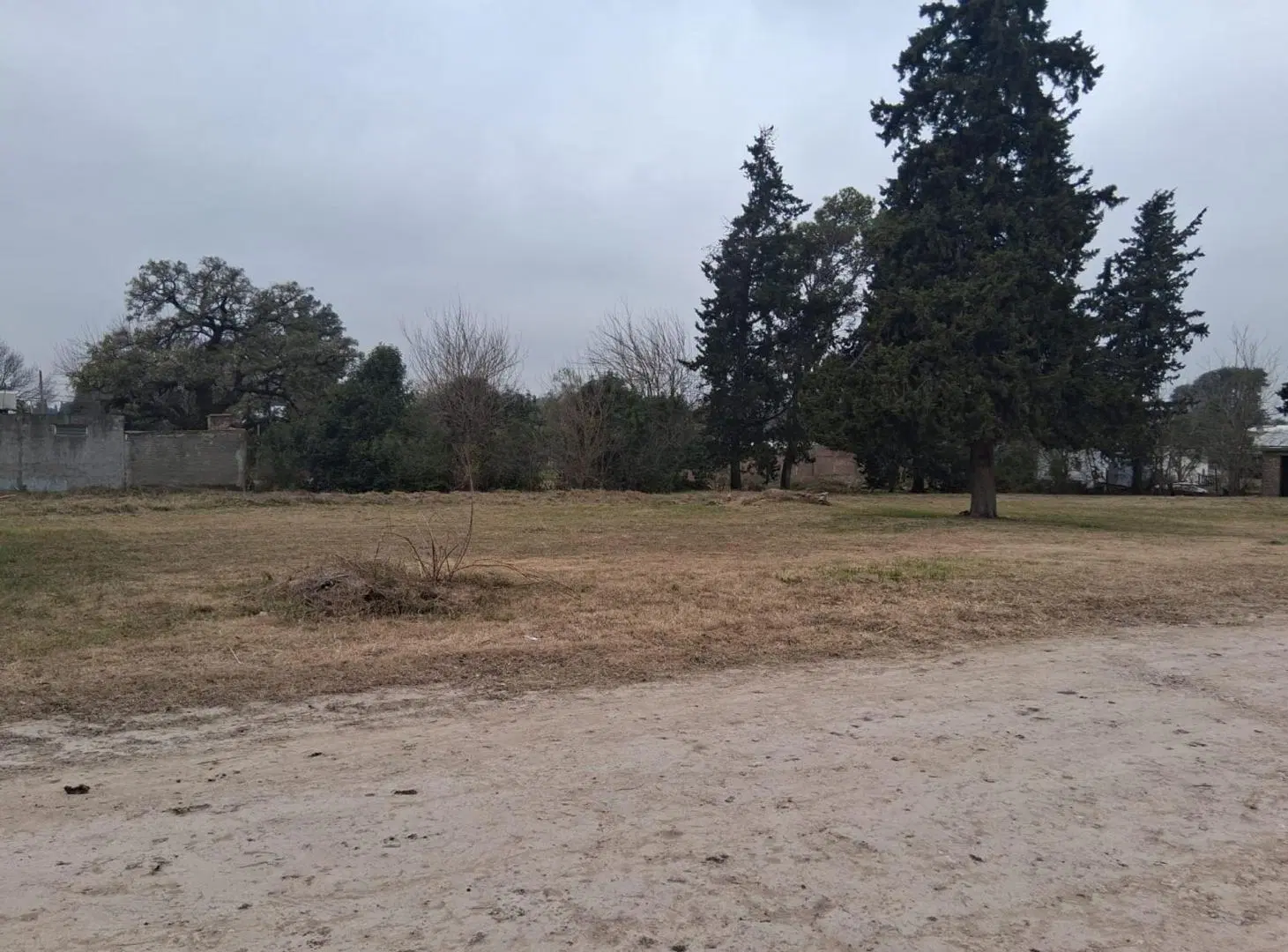 Terreno 900 m2 en zona de quintas, C Avellaneda 5