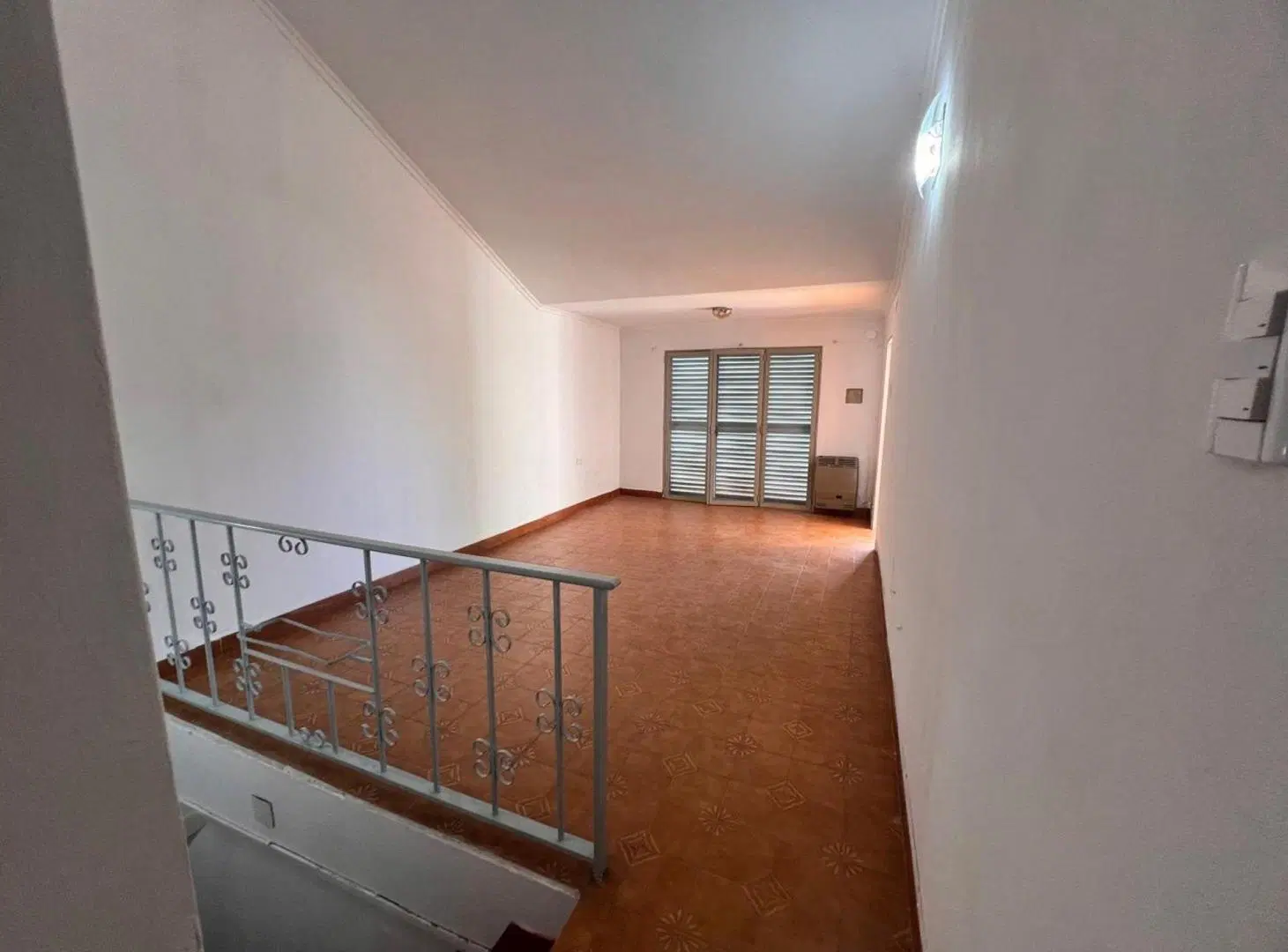 Casa con local comercial  Av. Churruarín, Paraná 8