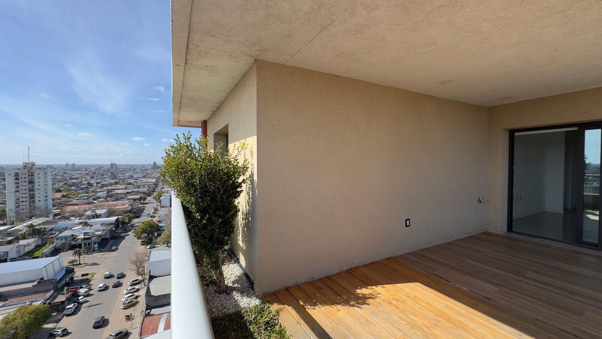 Foto de Departamento premium, 3 dormitorios C. del Uruguay, imagen 3