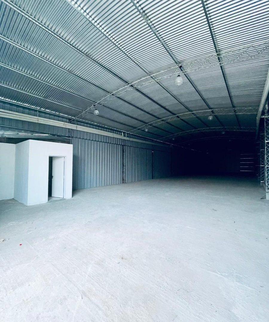 Foto de Galpón 400 m2 apto para usos múltiples a estrenar, imagen 1