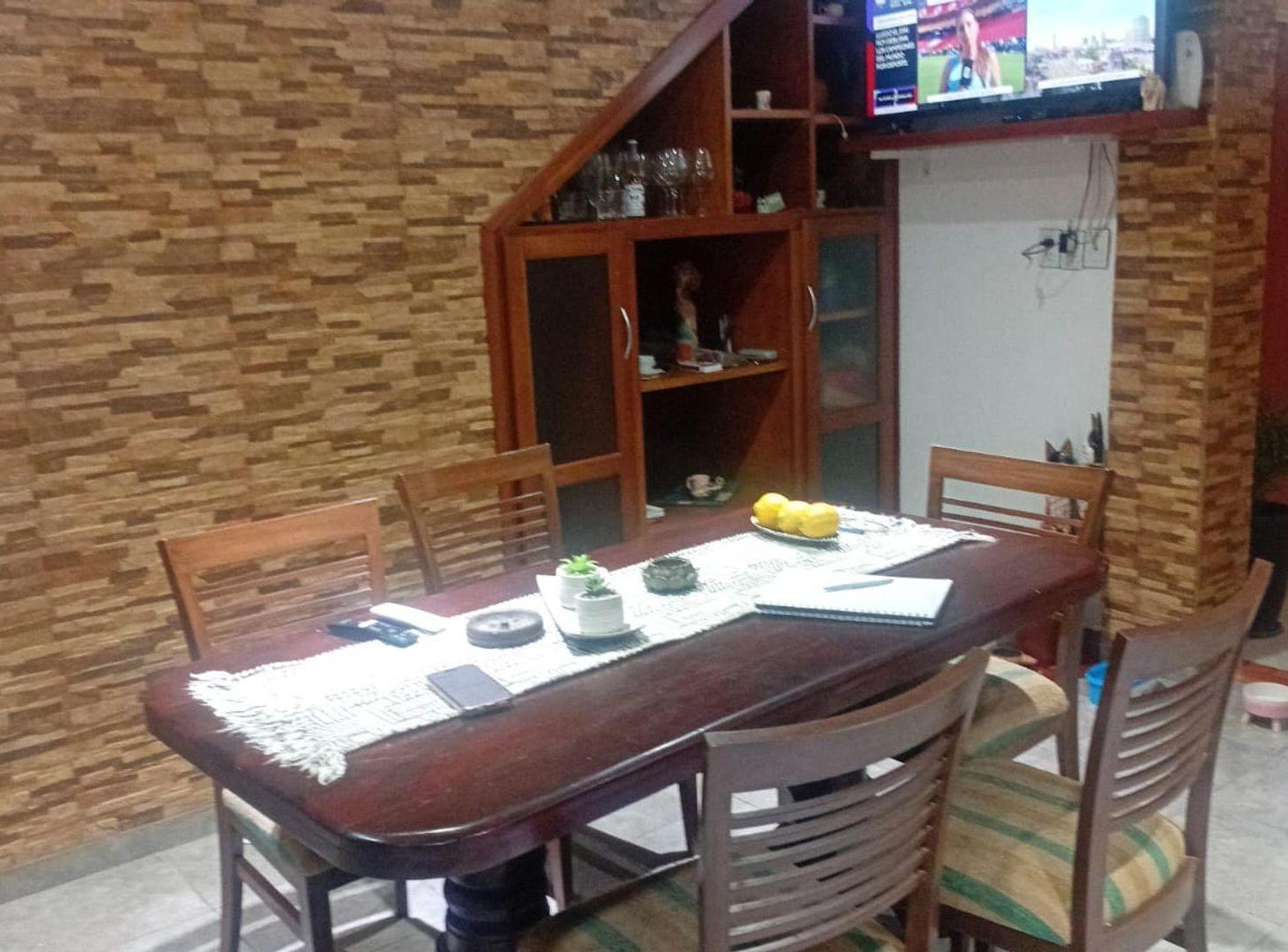 Foto de Casa 3 dormitorios y 3 baños, 2 plantas, Concordia, imagen 5