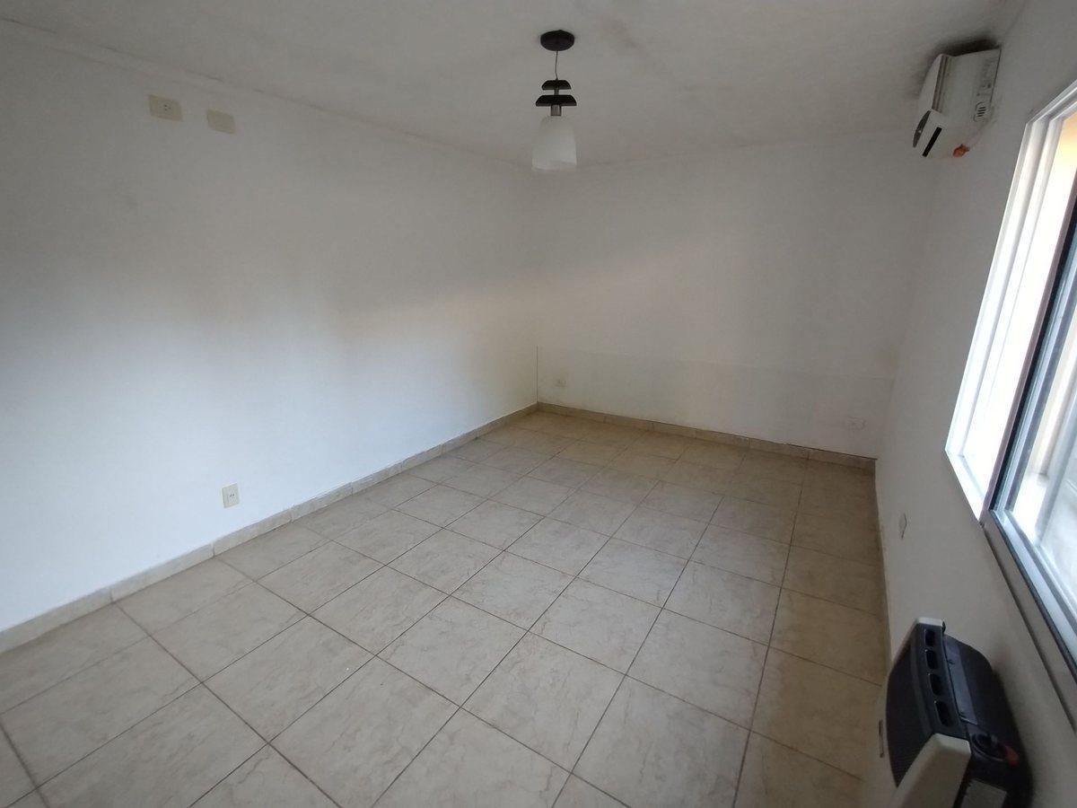 Foto de Casa mas departamento en Libertador San martin, imagen 4