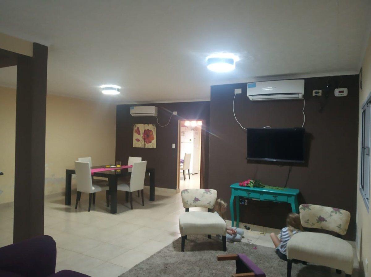 Foto de Casa mas departamento en Libertador San martin, imagen 2