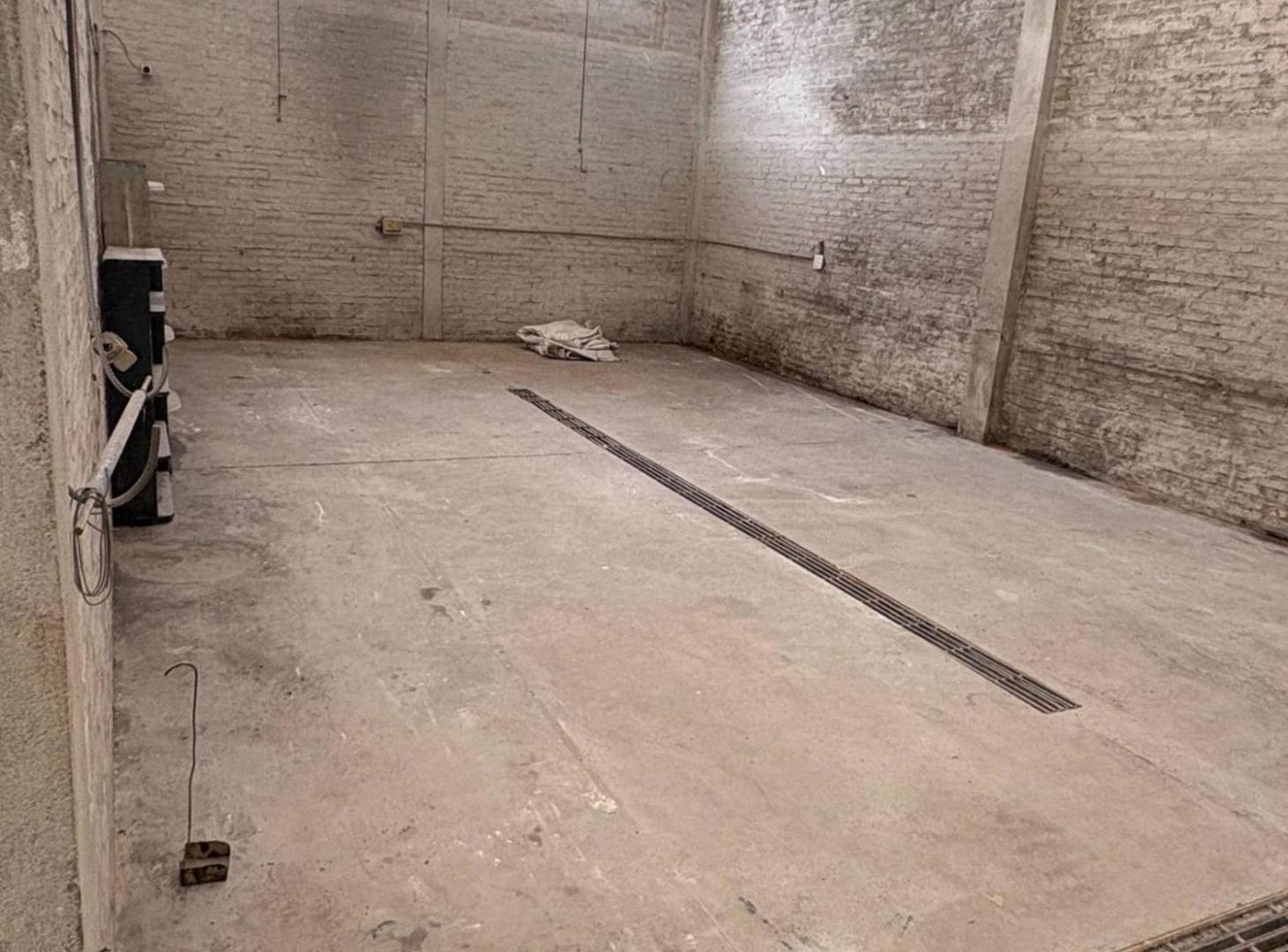 Foto de Galpón de 360m2 en zona estratégica para logística, imagen 4