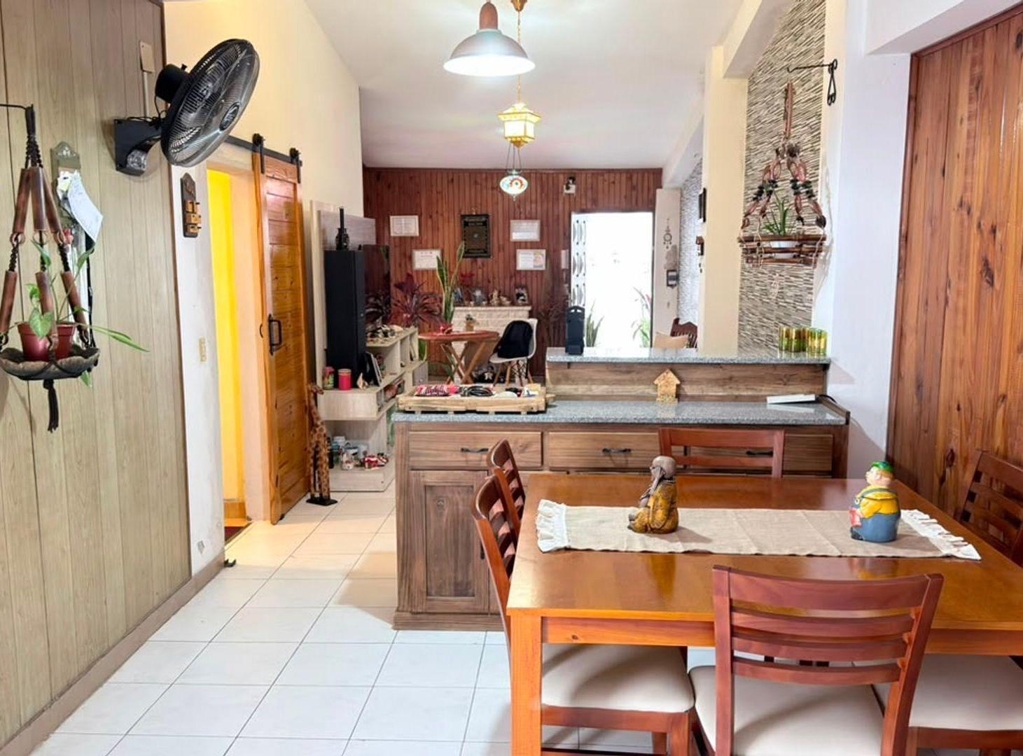 Foto de Casa de 3 dormitorios en zona 5 esquinas, Paraná, imagen 2