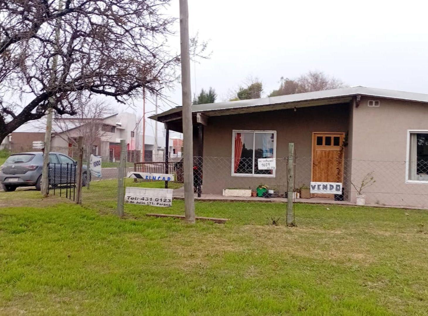 Foto de Casa 2 dormitorios y gran terreno, Oro Verde, imagen 1