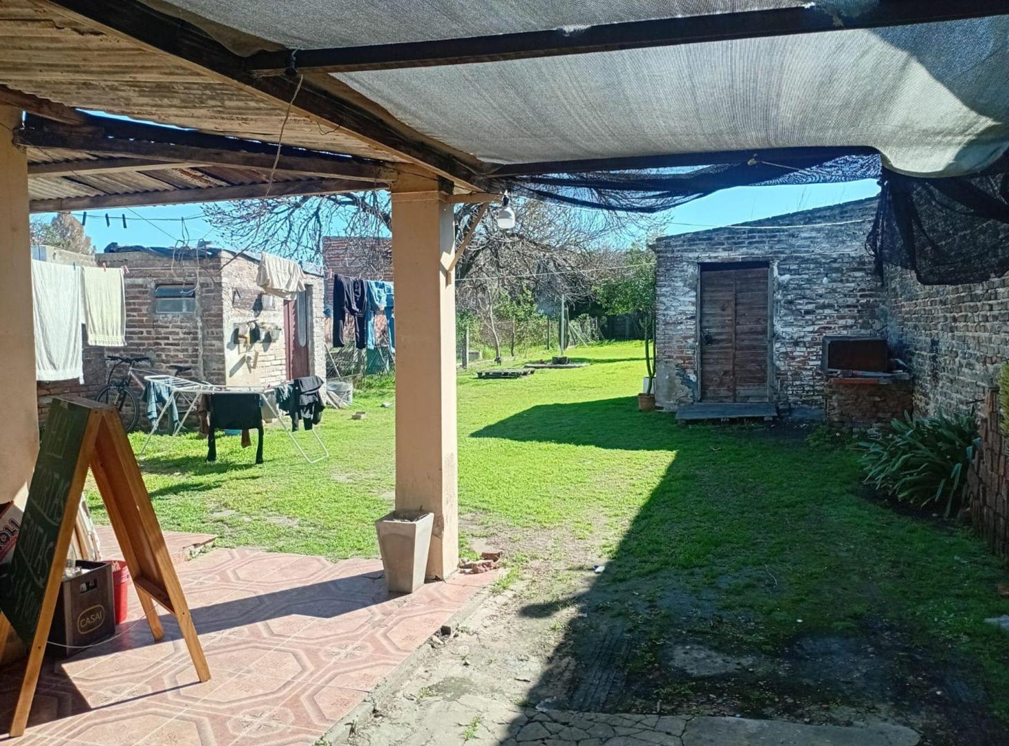 Foto de Casa con gran terreno en zona aeropuerto Paraná, imagen 3