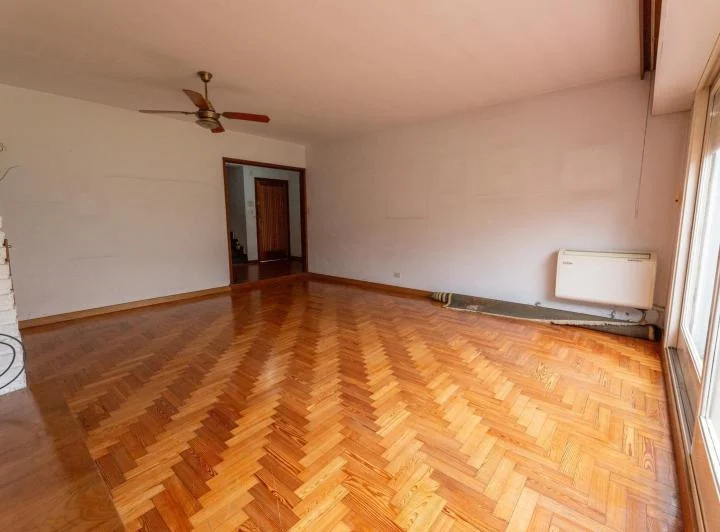 VENTA CASA 4 AMBIENTES EN VILLA MADERO 5