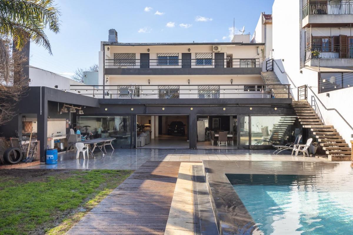 Foto de VENTA - CASA - VERSALLES, imagen 3