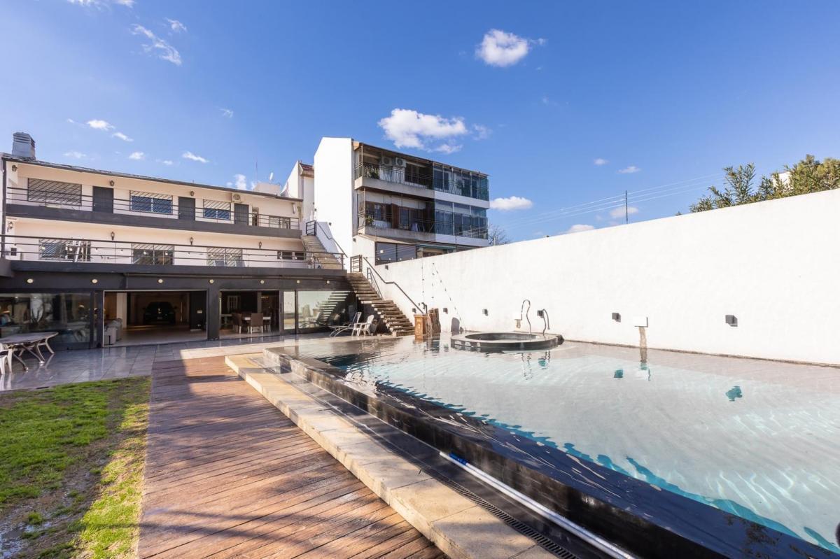 Foto de VENTA - CASA - VERSALLES, imagen 1