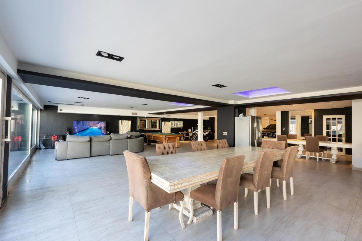 Foto de VENTA - CASA - VERSALLES, imagen 2