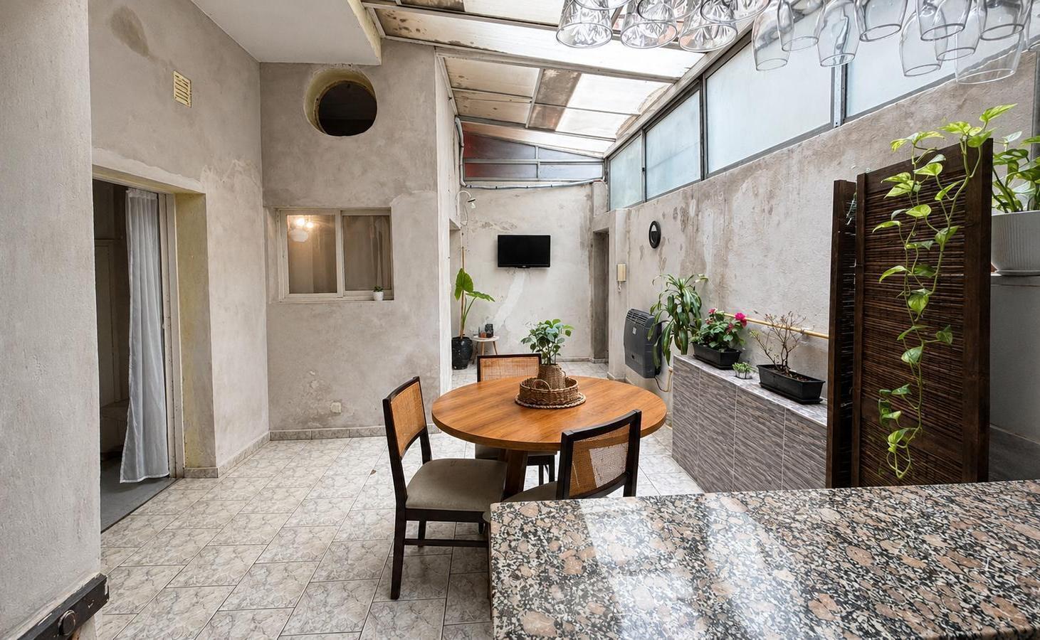 Foto de VENTA PH A RECICLAR PALERMO PLANTA BAJA 3 AMBIENTES, imagen 2