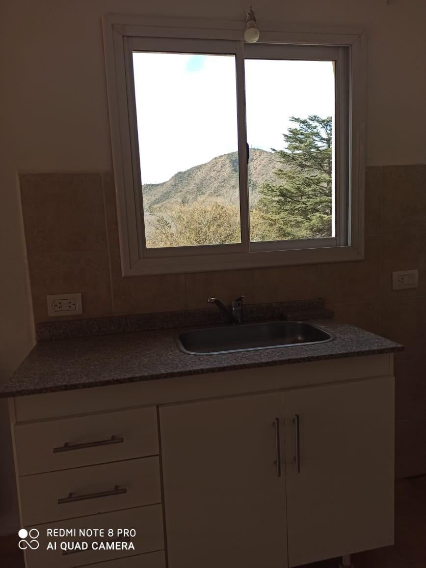 ¡Oportunidad! Departamento en Venta Villa General Belgrano. 1