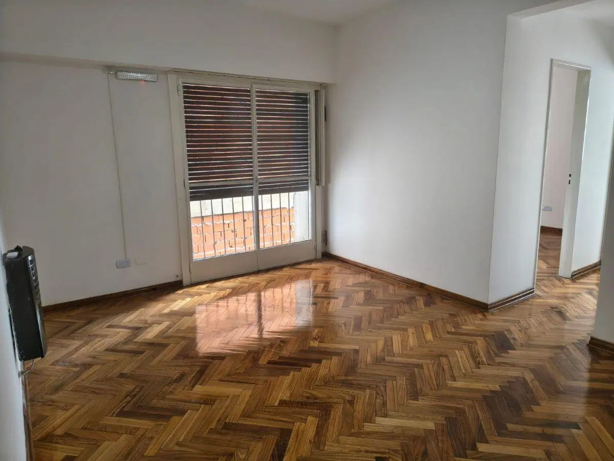 Departamento de 2 ambientes —dos ambientes— apto profesional en Recoleta, frente al Parque Las Heras 5