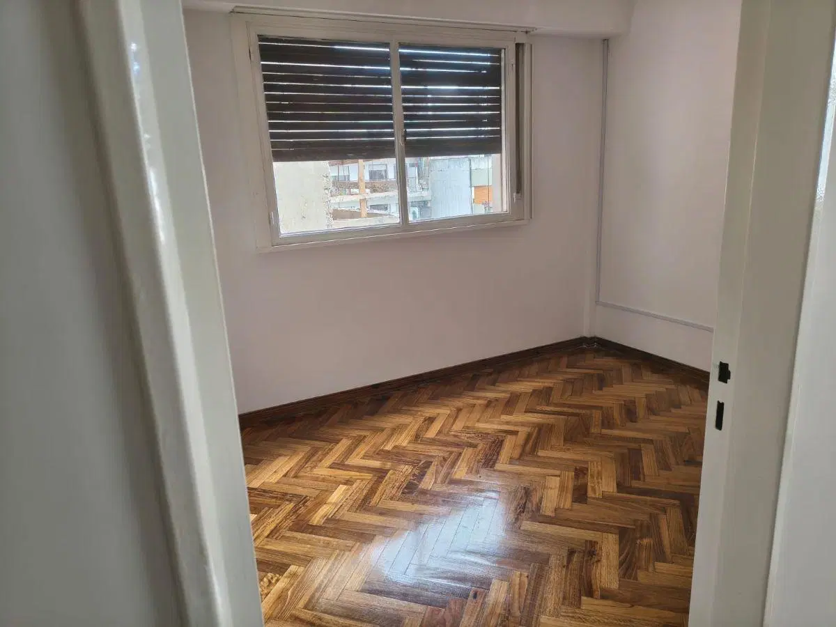 Departamento de 2 ambientes —dos ambientes— apto profesional en Recoleta, frente al Parque Las Heras 4