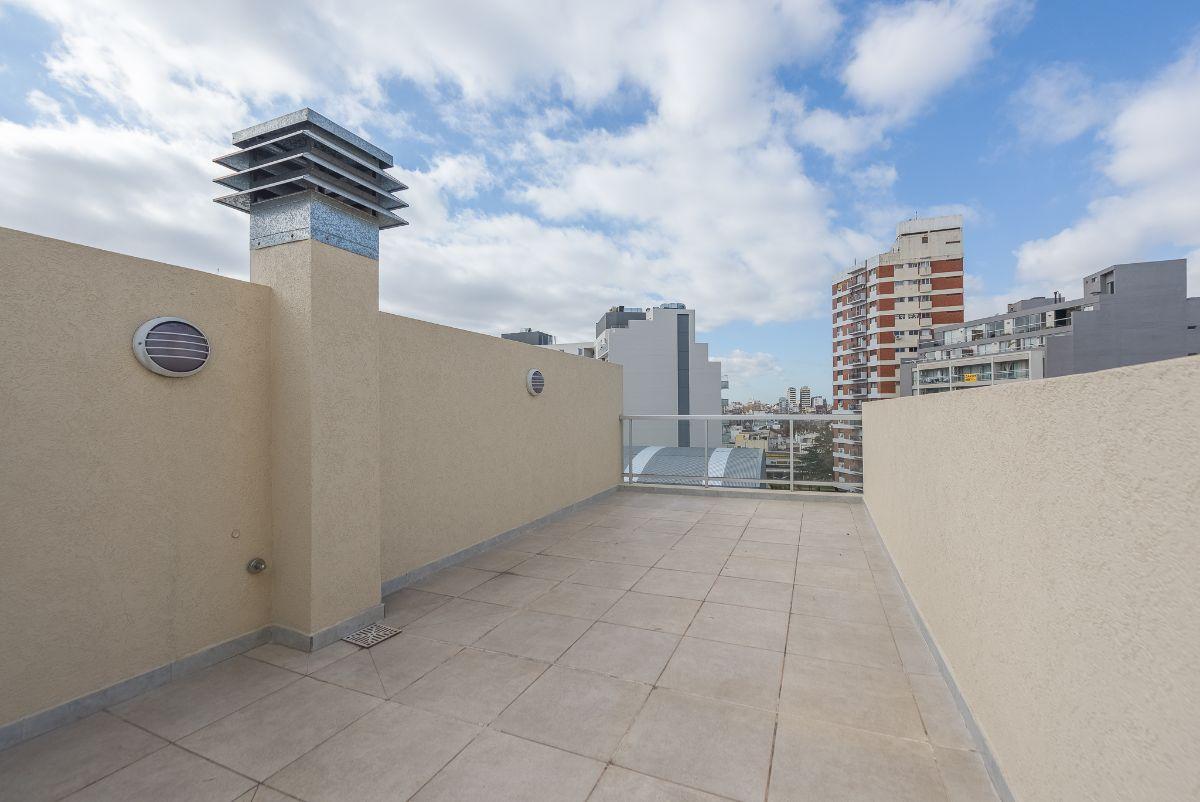 Foto de VENTA DPTO 2 AMB BALCON TERRAZA EXCELENTE ESTADO EN DEVOTO, imagen 1