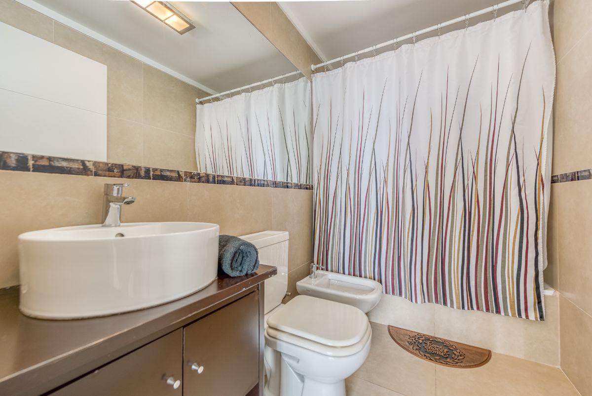 Foto de VENTA DPTO 2 AMB BALCON TERRAZA EXCELENTE ESTADO EN DEVOTO, imagen 3