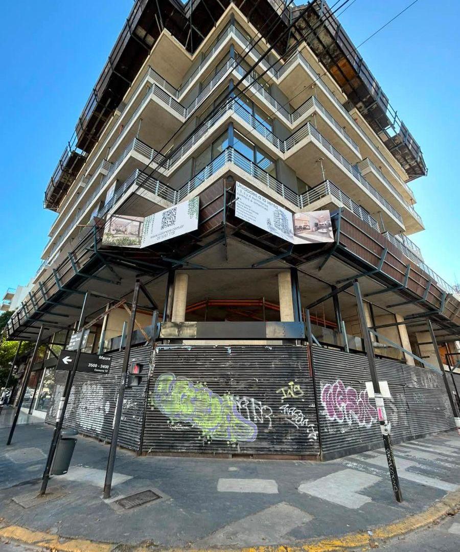 Local en Esquina a Estrenar en Desarrollo Premium – Álvarez Thomas y Maure