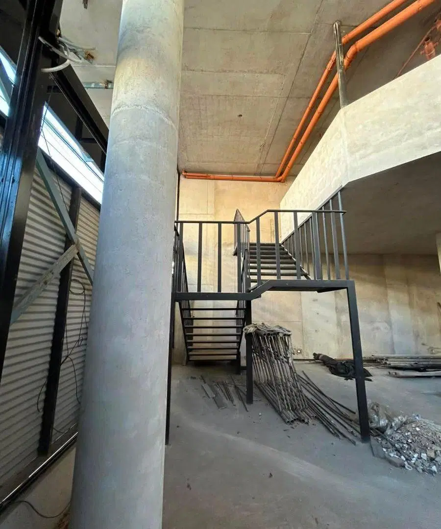 Local en Esquina a Estrenar en Desarrollo Premium – Álvarez Thomas y Maure 5