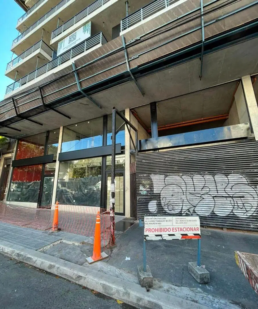 Local Comercial Premium sobre Av. Álvarez Thomas – 100 m² 4
