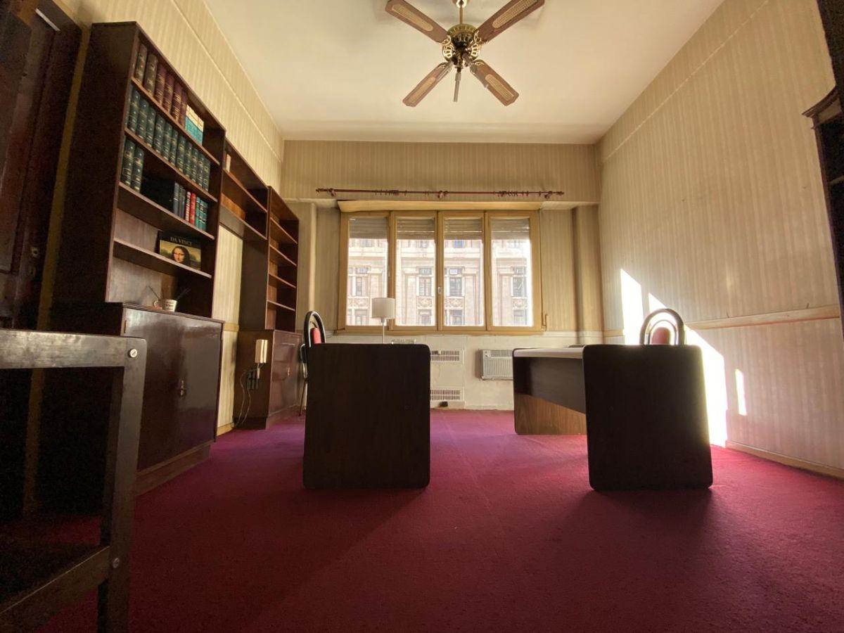 Foto de VENTA OFICINA - TRIBUNALES, imagen 2