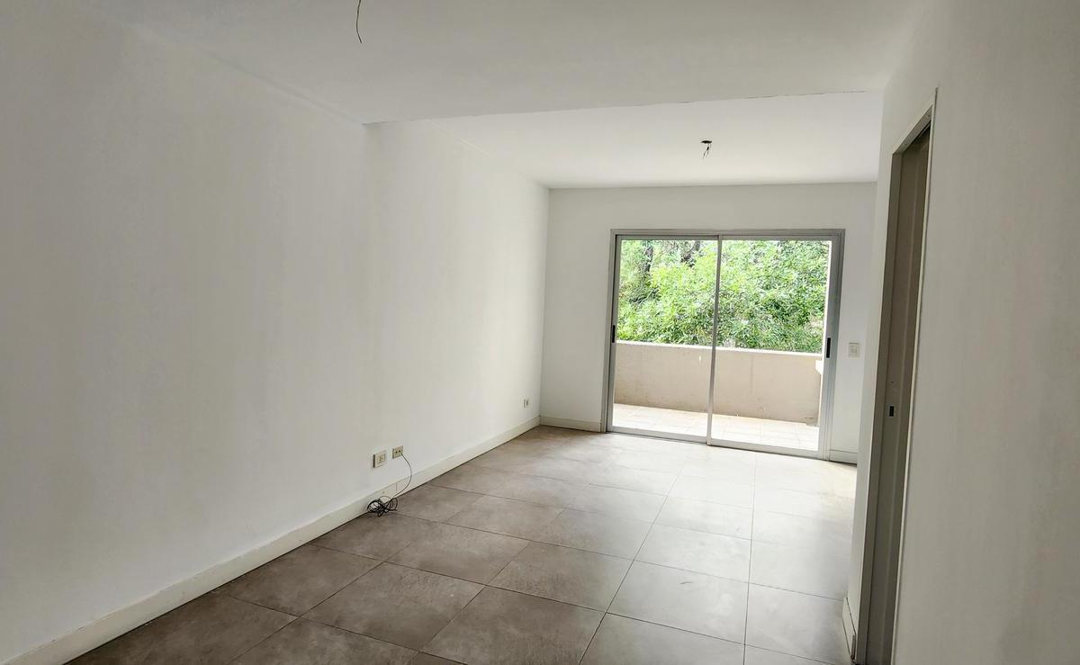 VENTA DE DEPARTAMENTO 3 AMBIENTES EN BOSQUE ALTO. SECTOR SALIX