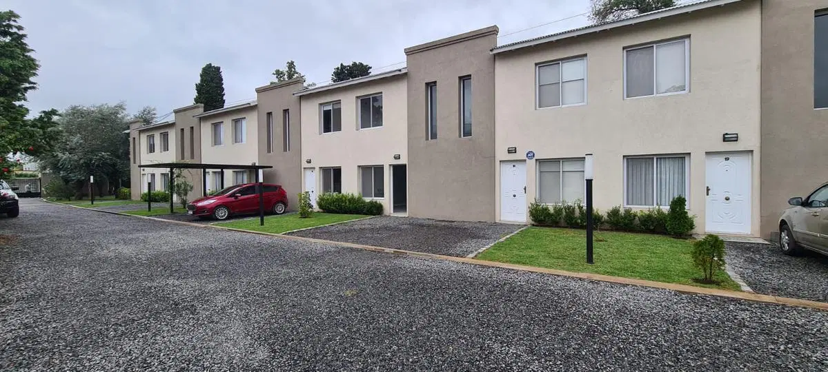 VENTA DUPLEX LA FERNANDA PILAR APTO CREDITO 5